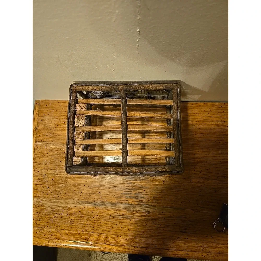 vintage handcrafted primitive rustic basket